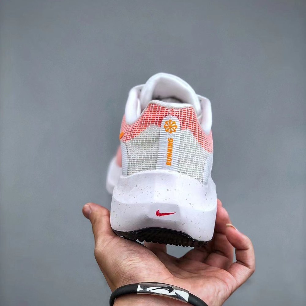 nike zoom fly 5 - Picture 7 of 9